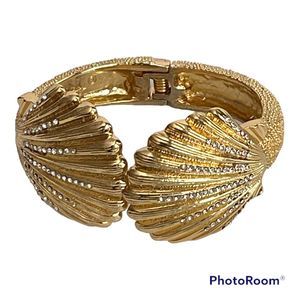LILLY PULITZER Gold Tone hinged shell cuff bangle bracelet crystal embellished